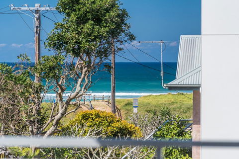 A PERFECT STAY - Sandy Feet - Stayed 1