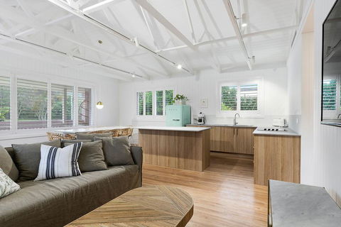 A PERFECT STAY - Sunset Beach - Stays Accommodation 1