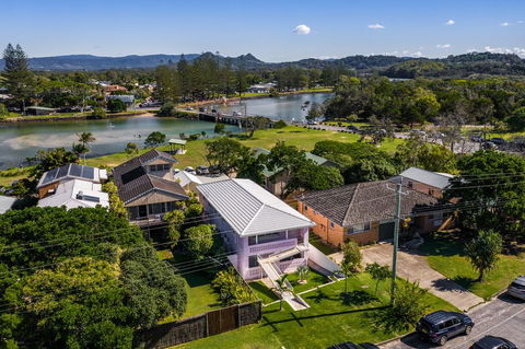 A PERFECT STAY - Sunset Beach - Riverside - Stayed 2