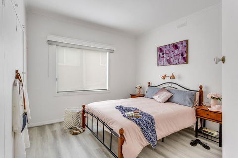 A Wave From It All - Stayed 0