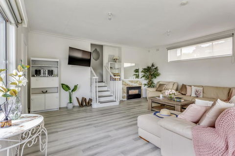 A Wave From It All - Stayed 2