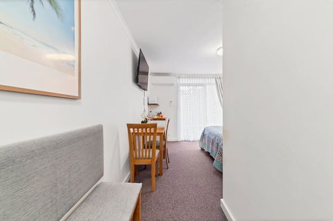 Abby's Poolside Retreat 1 - Stays Accommodation 1