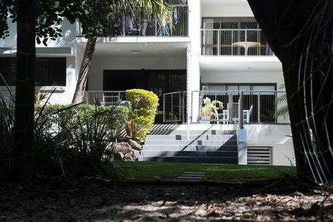 Absolute Beachfront - Mooloolaba - Stays Accommodation 0