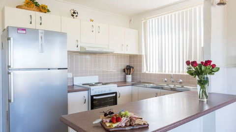 Absolute Oceanfront Cottage - Stayed 2