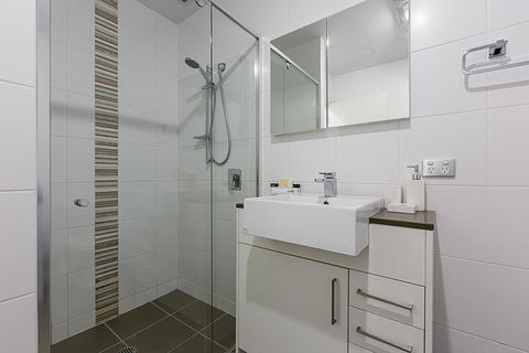 Accommodate Canberra- Domain Parliamentary Triangle - Stayed 3