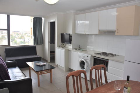 Accommodation Sydney City Centre - Hyde Park Plaza 3 Bedroom 1 Bathroom Apartment - Stayed 2