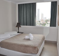 Accommodation Sydney City Centre - Hyde Park Plaza 3 bedroom 1 bathroom Apartment - Stayed