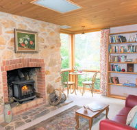 Adelaide Hills 'Camellia Cottage' - WiFi - Stayed