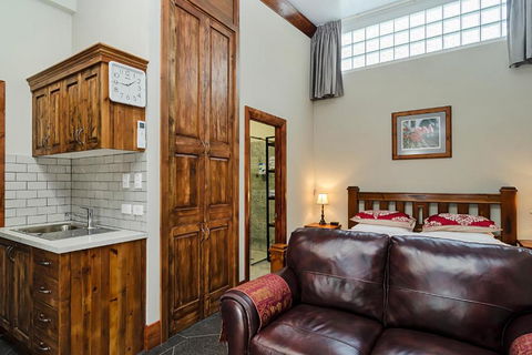 Eagle Foundry Bed & Breakfast - Stayed 1