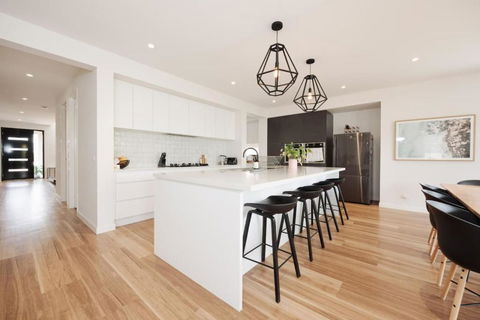 EDEN Spacious Torquay Family Escape - Stayed 4