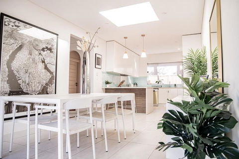 Elegant Federation Home Near The Airport - Stayed 3