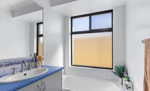 Executive Escape 4 Bedroom Home - Stayed 4