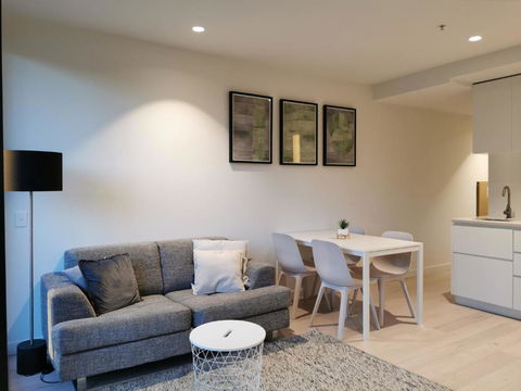 EQ Tower Modern Apartments Melbourne Central CBD - Stayed 2
