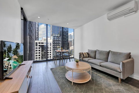 EQ Tower Modern Apartments Melbourne Central CBD - Stayed 1