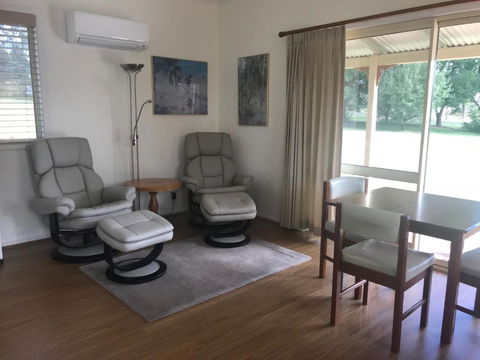 Glen Waverly Farmstay - Stayed 2