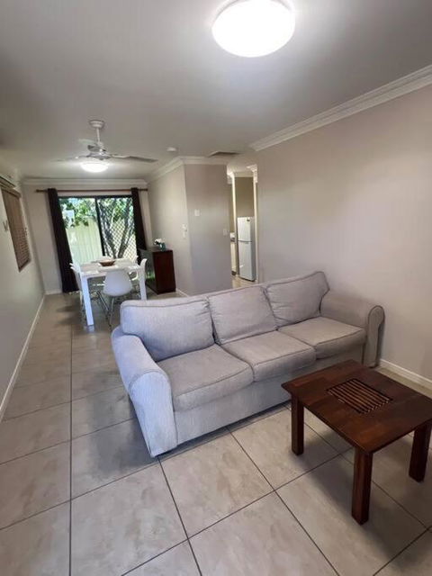 Fully Furnished Modern Unit In Centre Of City - Stayed 1