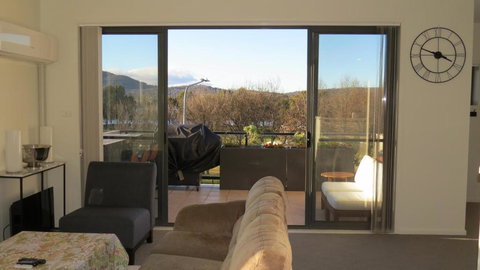 GREENWAY WATERS 2 Bed Apartment - Stayed 3