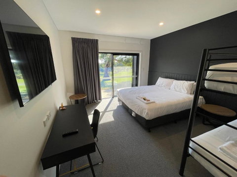 Harden Country Club Motel - Stayed 3