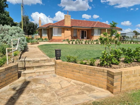 Harden Golfers Rest Accommodation - Stayed 0