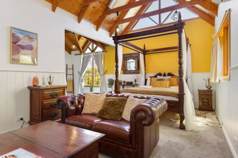 Harem Cottage Gembrook - Spa Bath & Wood Fireplace - Stayed 0