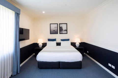 Hawkesbury Race Club Motel - Stays Accommodation 0