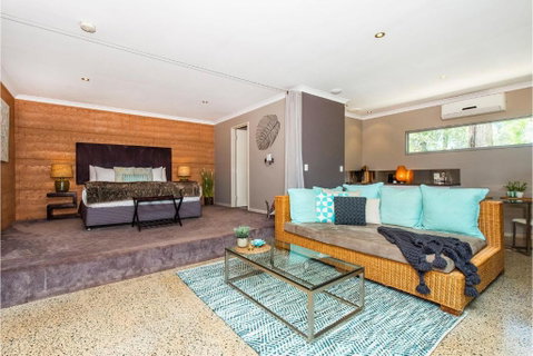Hidden Valley Eco Spa Lodges & Day Spa - Stays Accommodation 3