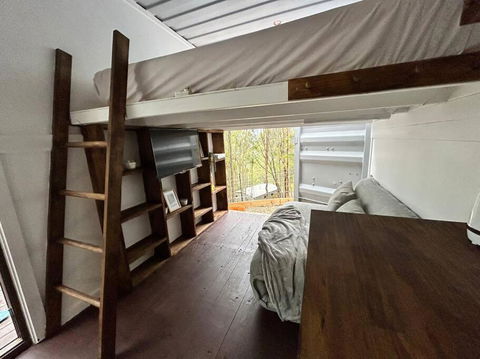 Hill Dweller Hideout - Stayed 3