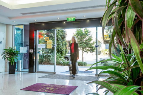 Hotel Gloria - Stays Accommodation 3