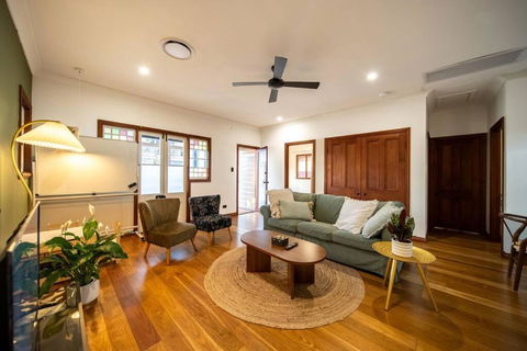 House Of Fairy Wren -Charming Queenslander Cottage Mins Drive To Brisbane CBD And Gabba Stadium! - Stayed 0