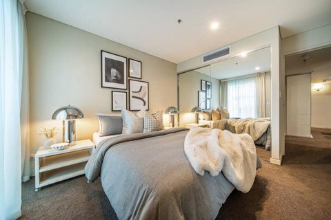 Illuminate North Terrace - Executive CBD - Stayed 0