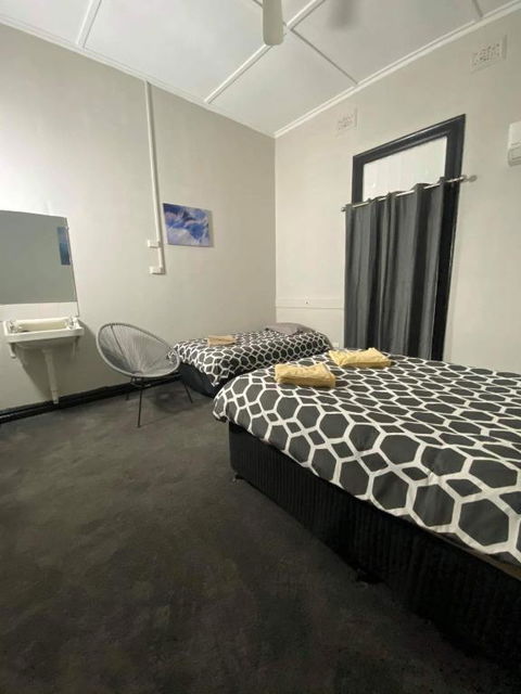 Imperial Hotel Coonabarabran - Stays Accommodation 2