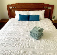 AHA Family Holiday House with Huge Backyard