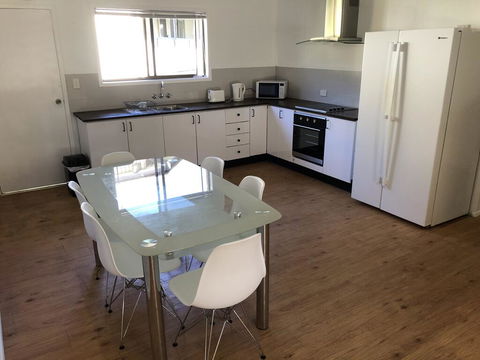 Airlie Getaway Unit 1 - Stayed 2