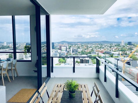 AirTrip Apartments On Merivale Street - Stayed 2