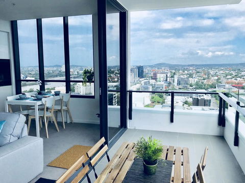 AirTrip Apartments On Merivale Street - Stayed 1