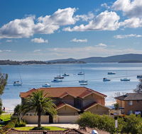 Aislinn' 3/273 Corrie Parade - air con water views BBQ - Stays Accommodation