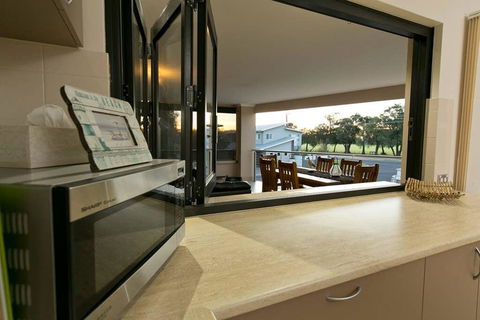 Alcedonia Retreat - Stays Accommodation 3