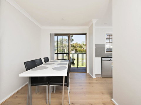 Amaroo Retreat @ Fingal Bay - Stayed 1