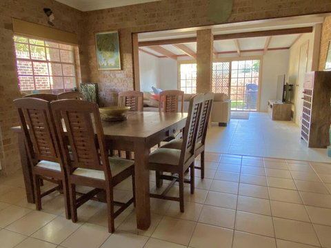 Amazing Beach House - Stays Accommodation 2