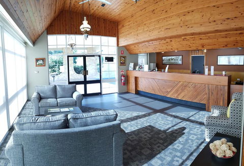 Amber Court Motor Inn - Stays Accommodation 3