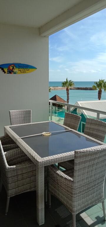 AN OCEAN,BEACH And POOL VIEW APARTMENT - Apt 210 SEASHELLS RESORT - Stays Accommodation 3