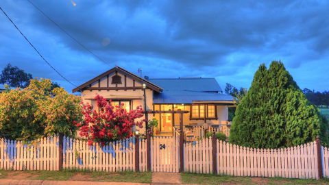 Andavine House - Bed & Breakfast - Stays Accommodation 0