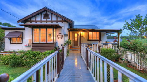Andavine House - Bed & Breakfast - Stays Accommodation 1