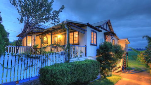 Andavine House - Bed & Breakfast - Stays Accommodation 2