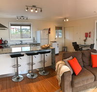 Angasi Apartment on Highcrest - Stays Accommodation