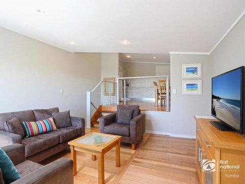 Angourie Blue 1 - Great Ocean Views - Surfing Beaches - Stayed 2