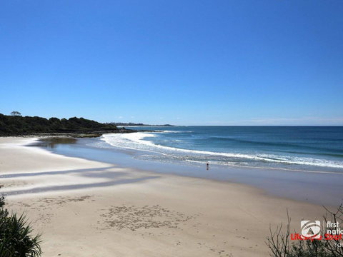 Angourie Blue 1 - Great Ocean Views - Surfing Beaches - Stayed 3