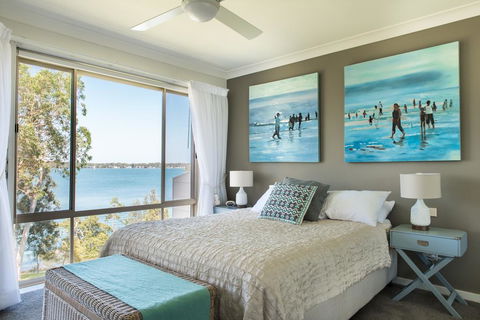Anne's Waterfront Haven B&B - Stays Accommodation 2