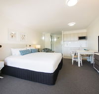 Apartments  2 Landsborough - Stays Accommodation