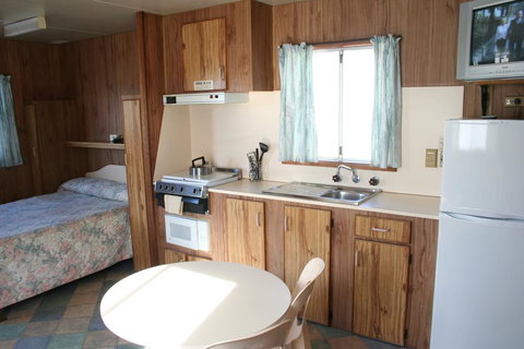 Apollo Bay Holiday Park - Stays Accommodation 2